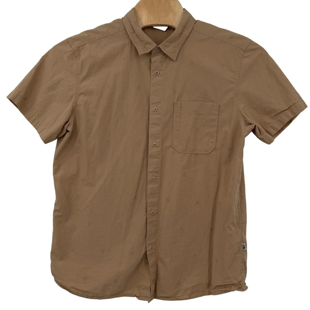 The North Face Button Up Mens XL Tan Short Sleeve NF0A55MP Embroidered‎ Triangle